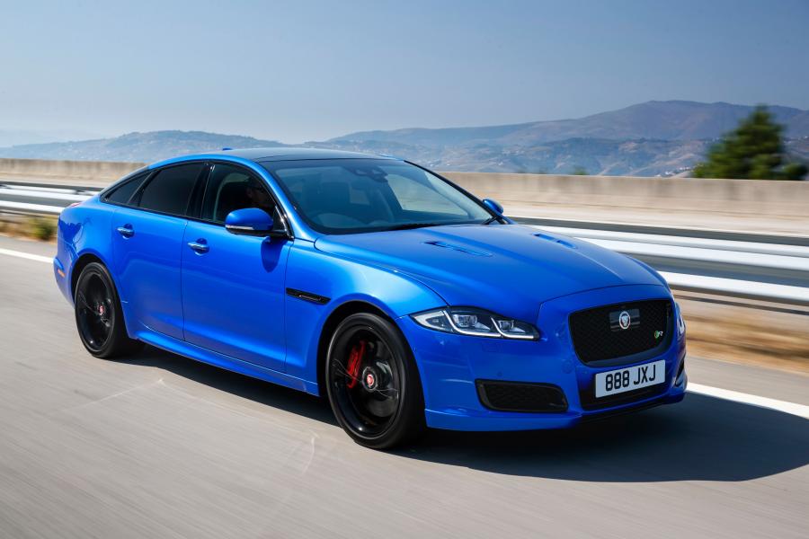  Jaguar XJR575 (X351) 2017 года  (UK) (фото 18 из 36)